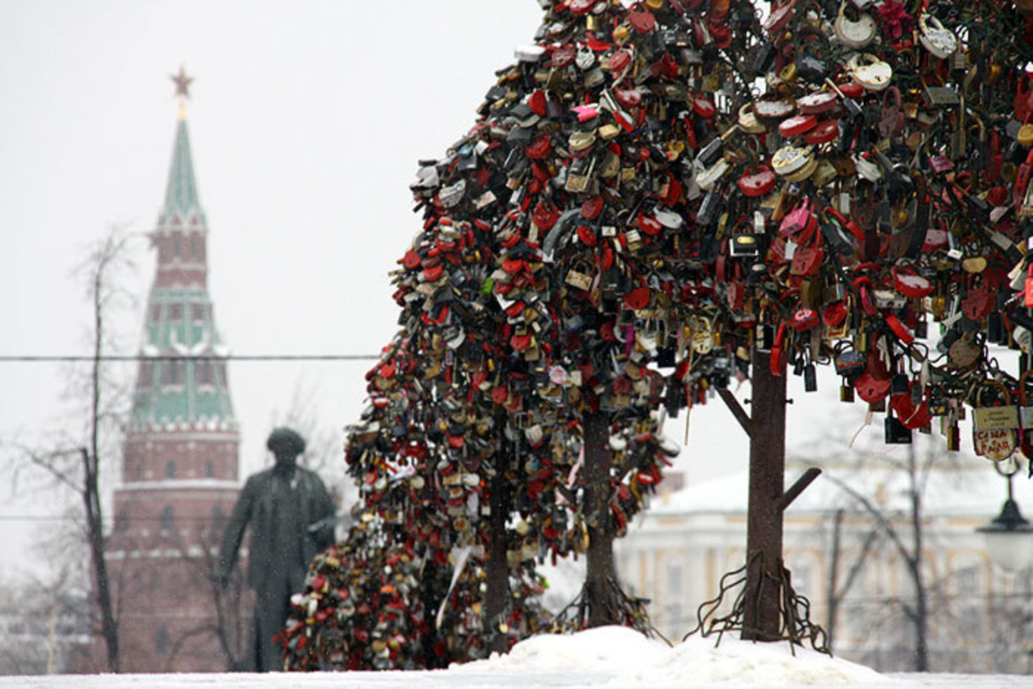 москва мост влюбленных