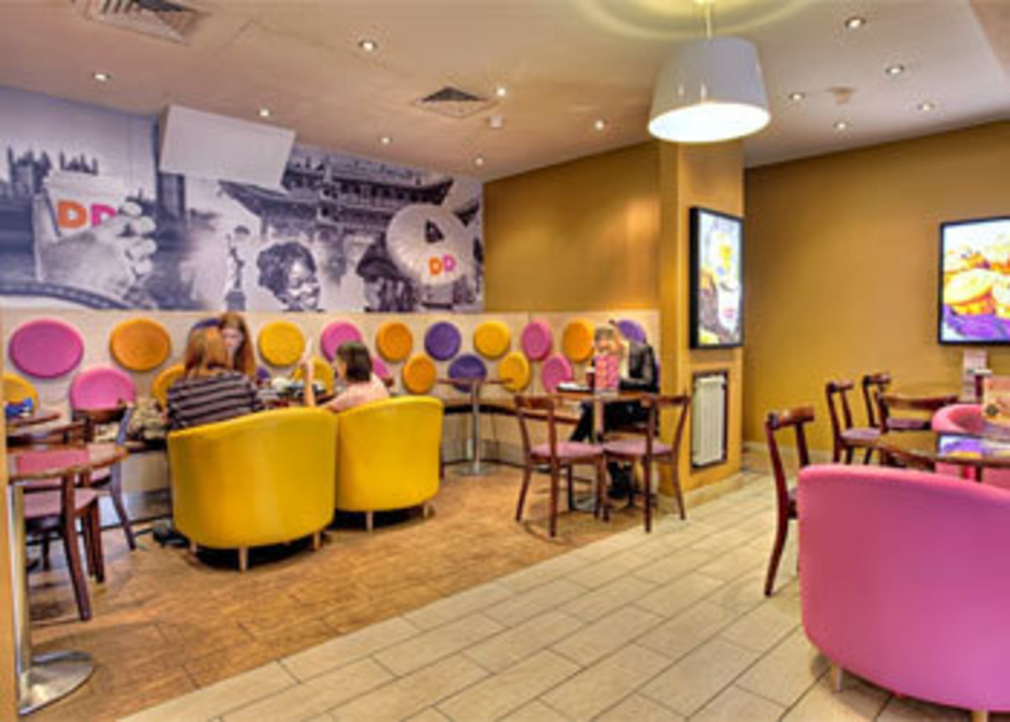 Dunkin donuts интерьер