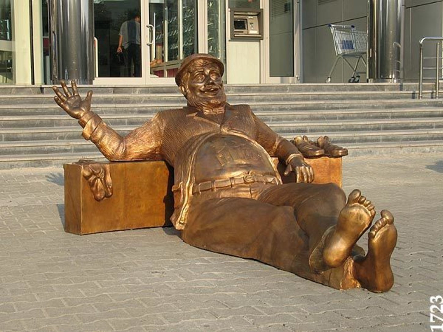 Памятники и скульптуры екатеринбурга фото